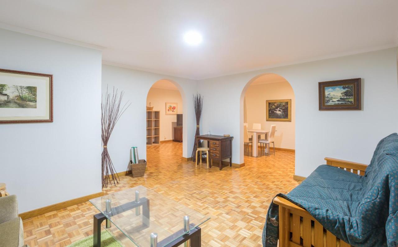 2br Penthouse With Terrace And Views Ferienhaus *